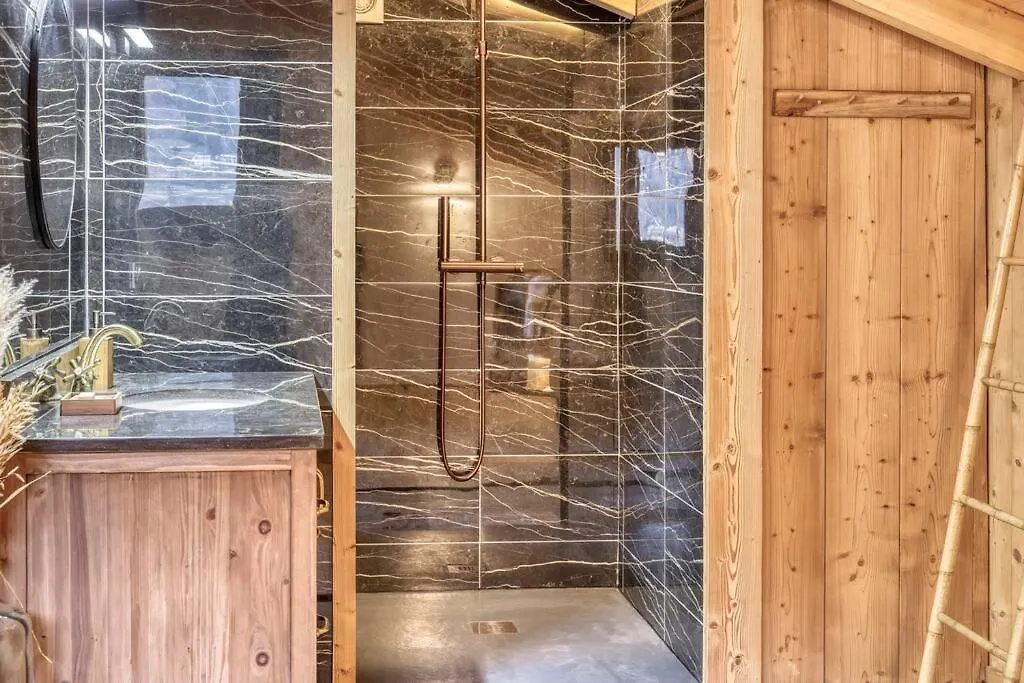 Chalet Louis Situe 25 Km Chamonix سا جيرفي لي با